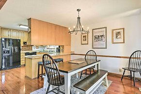 Lakefront Macon Getaway w/ Stunning Boathouse