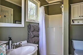 Cozy Creekside Cabin w/ Grill: Fish & Explore!