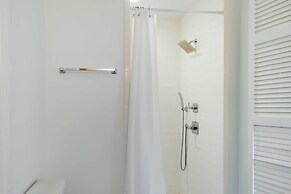 Comfy Central Natchez Hideaway: Walk to Dtwn!