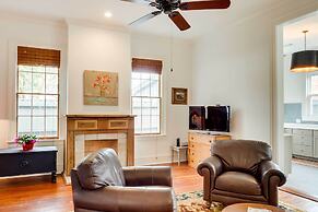 Comfy Central Natchez Hideaway: Walk to Dtwn!