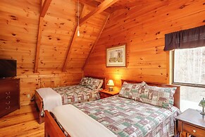 'creek Bend Escape' w/ Hot Tub + River Views!