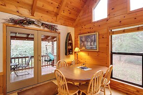 'creek Bend Escape' w/ Hot Tub + River Views!