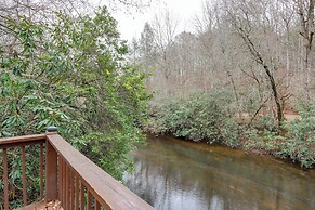 'creek Bend Escape' w/ Hot Tub + River Views!