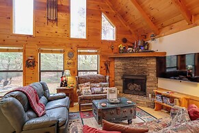 'creek Bend Escape' w/ Hot Tub + River Views!