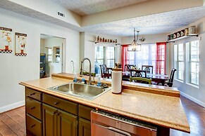 Cleveland Cabin w/ Private Hot Tub ~ 7 Mi to Helen