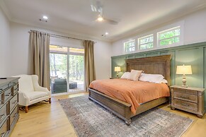 Spacious Lake Sinclair Vacation Rental w/ Dock!