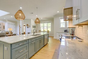 Spacious Lake Sinclair Vacation Rental w/ Dock!