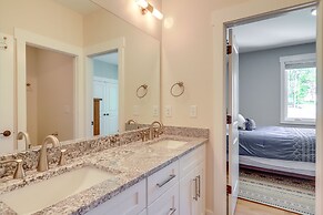 Spacious Lake Sinclair Vacation Rental w/ Dock!