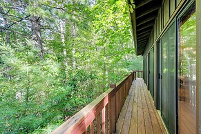 Artist's Retreat at Sky Valley w/ Balcony & Deck