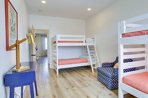 Lakefront Nola Home w/ Hot Tub & Views!