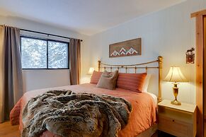 Riverside Colorado Cabin w/ Deck & Hot Tub