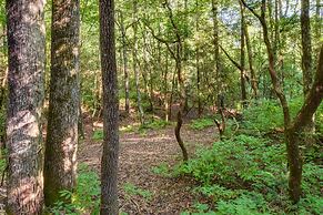 Lakemont Vacation Rental w/ Screened-in Porch!