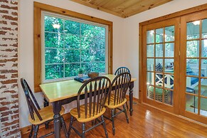 Lakemont Vacation Rental w/ Screened-in Porch!