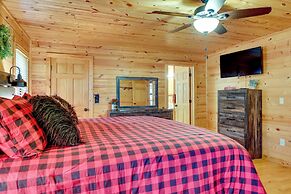 Hot Tub & Game Room: Blue Ridge Getaway