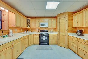 Hot Tub & Game Room: Blue Ridge Getaway