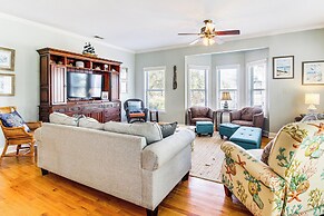 Spacious Tybee Island Retreat w/ Private Pool