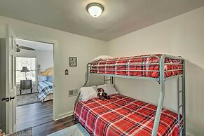 Rustic Ranger Cabin w/ Amazing Mountain Views