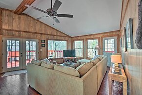 Rustic Ranger Cabin w/ Amazing Mountain Views