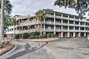 Breezy Darien Condo w/ Tranquil Marsh Views!