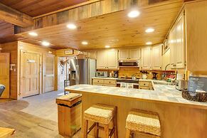 Riverfront Helen Cabin w/ Hot Tub & Deck!