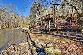 Riverfront Helen Cabin w/ Hot Tub & Deck!