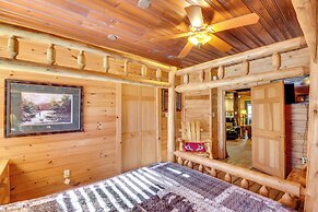 Riverfront Helen Cabin w/ Hot Tub & Deck!