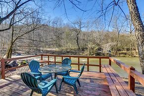 Riverfront Helen Cabin w/ Hot Tub & Deck!