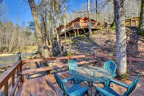 Riverfront Helen Cabin w/ Hot Tub & Deck!