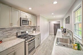 Picturesque Kennesaw Home w/ Private Backyard