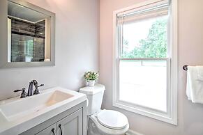 Picturesque Kennesaw Home w/ Private Backyard