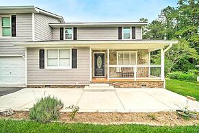 Picturesque Kennesaw Home w/ Private Backyard