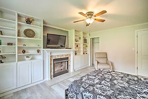 Picturesque Kennesaw Home w/ Private Backyard