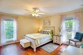 Charming Trenton Home w/ Mtn Views & Patio!