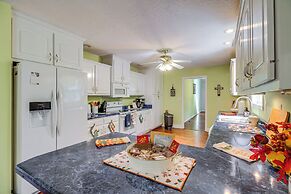 Charming Trenton Home w/ Mtn Views & Patio!