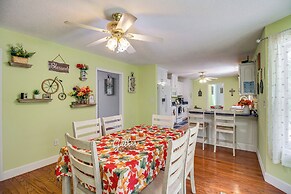 Charming Trenton Home w/ Mtn Views & Patio!