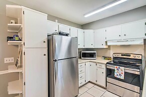 Pet-friendly Brunswick Retreat w/ Gas Grill!