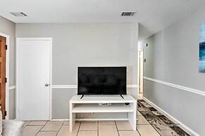 Pet-friendly Brunswick Retreat w/ Gas Grill!