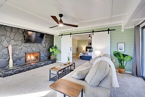 Spacious & Newly Remodeled A-frame w/ 2 Decks