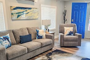 Walk to Beach: Hampton Home w/ Grill!