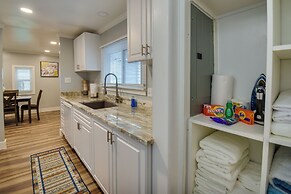 Walk to Beach: Hampton Home w/ Grill!