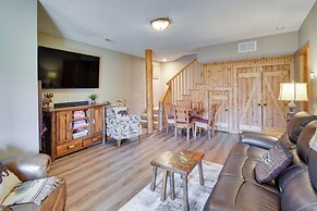 Lake Burton Retreat w/ Fire Pit & Hot Tub!