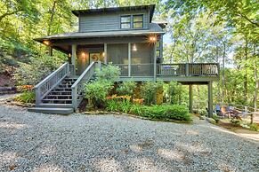 Lake Burton Retreat w/ Fire Pit & Hot Tub!