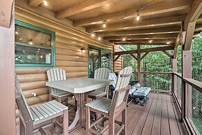 Yellow Mountain Blairsville Cabin w/ Scenic Deck