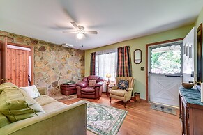 Pet-friendly Douglasville Home w/ Screened Porch!