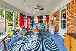 Pet-friendly Douglasville Home w/ Screened Porch!