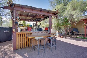 Dog-friendly Retreat ~ 5 Mi to Dtwn Tucson!