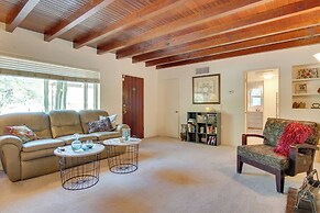 5 Mi to Dtwn: Tuscon Escape w/ Yard & Patio!