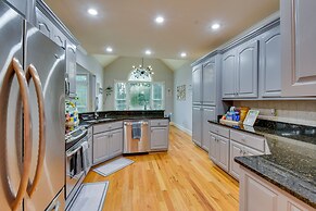 Grand Lakefront Home in Hartwell w/ Game Room!