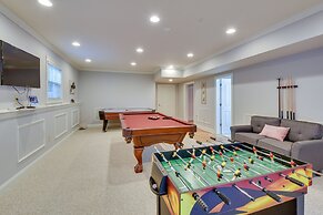 Grand Lakefront Home in Hartwell w/ Game Room!