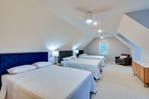 Grand Lakefront Home in Hartwell w/ Game Room!